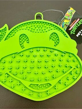 Nickelodeon Bright Green Turtle Silicone Pet Lick Mat